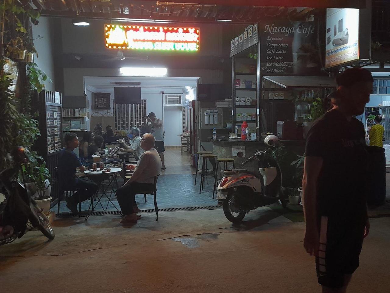 Naraya Guesthouse Phnom Penh Bagian luar foto